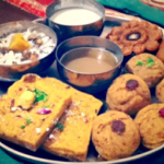 Gujarati thali mein kaun kaun se desserts hote hain?