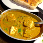 Mughlai Paneer Korma Kaise Banta Hai?